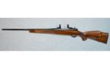Weatherby ~ Mark V ~ .257 Weatherby Magnum - 2 of 6