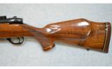 Weatherby ~ Mark V ~ .257 Weatherby Magnum - 4 of 6