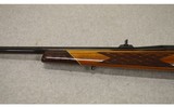 Weatherby ~ Mark V Deluxe Sporter ~ 300 Weatherby - 9 of 14