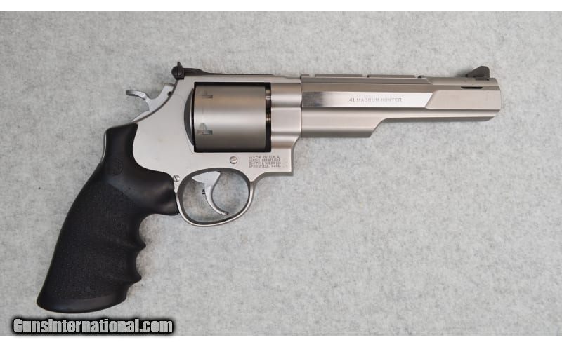 Smith and Wesson ~ 657-3 ~ 41 Mag