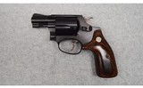 Smith & Wesson ~ 37-2 ~ 38 Special - 2 of 5