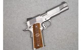 Kimber ~ Stainless Raptor ~ .45 Auto