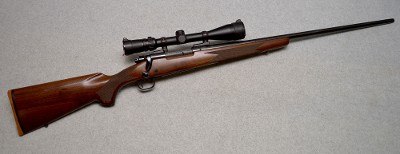 WINCHESTER ~ MODEL 70 CLASSIC SPORTER ~ 300 WIN MAG