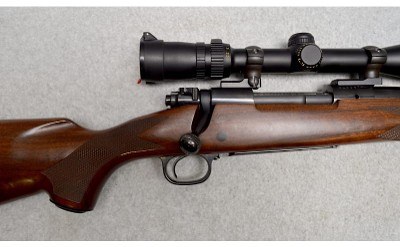 WINCHESTER ~ MODEL 70 CLASSIC SPORTER ~ 300 WIN MAG - Image 4 of 12