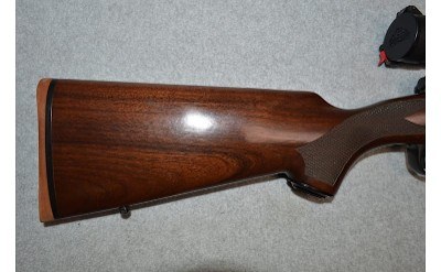 WINCHESTER ~ MODEL 70 CLASSIC SPORTER ~ 300 WIN MAG - Image 3 of 12