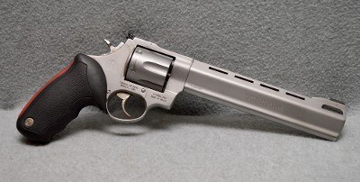 TAURUS ~ RAGING BULL ~ .44 MAGNUM