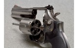 SMITH & WESSON ~ 686-4 ~ .357 MAGNUM - 5 of 5