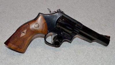 SMITH & WESSON ~ 19-9 ~ .357 MAGNUM