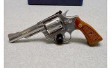 SMITH & WESSON ~ MODEL 63 ~ .22 LR - 2 of 5