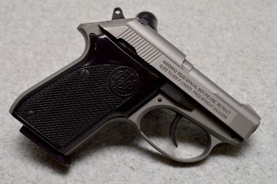 BERETTA ~ 3032 TOMCAT ~ .32 ACP