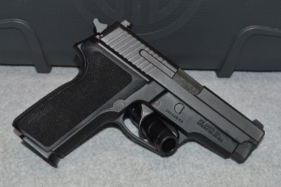 Sig Sauer ~ M11-A1~ 9mm Luger