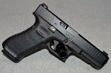 Glock ~ 17 GEN 5 (LE Trade in) ~ 9mm Luger - 1 of 5