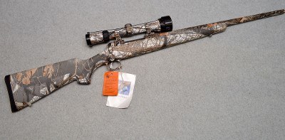 SAVAGE ~ MODEL 10 REALTREE ~ .243 WINCHESTER
