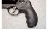 Smith & Wesson ~ Governor ~ .45 Colt/.45 Auto/ .410 2½" - 6 of 9