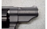 Smith & Wesson ~ Governor ~ .45 Colt/.45 Auto/ .410 2½" - 5 of 9