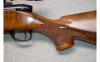 Weatherby ~ Mark V ~ 7mm Weatherby Magnum - Image 9 of 13