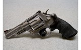 Smith & Wesson ~ 627 Pro Series ~ .357 Magnum - 2 of 9