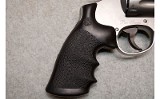 Smith & Wesson ~ 627 Pro Series ~ .357 Magnum - 3 of 9