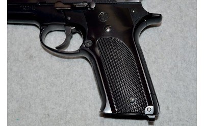 Smith & Wesson ~ Model 59 ~ 9mm Auto - Image 8 of 10