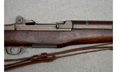 Springfield Armory ~ U.S. Rifle M1 Garand (mfg. March 1944) ~ .30M1 - Image 4 of 14
