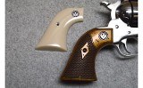Ruger ~ Vaquero ~ .44 Magnum - Image 3 of 4