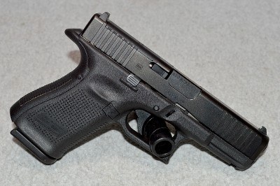 Glock ~ 19 Gen 4 ~ 9mm Luger - Image 1 of 2