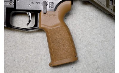 Aero Precision ~ PEW4E1 ~ 5.56 NATO - Image 10 of 14