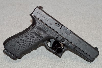 Glock ~ 22 Gen 4 ~ .40 S&W - Image 1 of 2