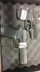 SIG SAUER P250 '2 SUM' 9MM - 1 of 2