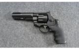 Smith & Wesson 327 TRR8 ~ .357 Mag - 4 of 4