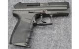 H&K ~ P2000 ~ .40 S&W - 1 of 4