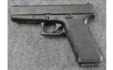 Glock ~ 17 Gen3 ~ 9mm - 2 of 2