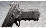 Glock ~ 17 Gen 4 ~ 9mm - 6 of 7