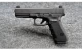 Glock ~ 17 Gen 4 ~ 9mm - 2 of 7
