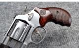 Smith & Wesson ~ 629-6 ~ .44 Mag - 6 of 8