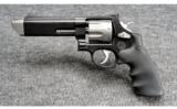 Smith & Wesson ~ 627-5 V-Comp ~ .357 Mag - 2 of 6