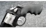 Smith & Wesson ~ 627-5 V-Comp ~ .357 Mag - 5 of 6
