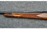 Weatherby ~ Mark V Deluxe ~ .270 Weatherby Magnum - 6 of 12