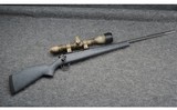 Weatherby ~ Mark V Ultra Lightweight ~ .300 Weatherby Magnum - 1 of 10