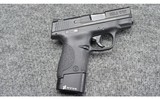 Smith & Wesson ~ M&P Shield ~ 9 MM Luger - 1 of 3