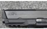 Smith & Wesson ~ M&P 9 ~ 9 MM Luger - 4 of 4