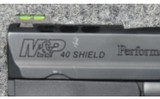 Smith & Wesson ~ M&P 40 Shield ~ .40 S&W - 3 of 4