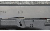 Glock ~ 17 Gen 4 ~ 9 MM Luger - 5 of 6