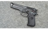 Beretta ~ 92FS ~ 9 MM Luger - 6 of 7