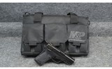 Smith & Wesson ~ M&P 9 Shield EZ ~ 9 MM Luger - 4 of 4