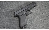 Glock ~ 17 Gen 5 ~ 9 mm Luger - 1 of 3