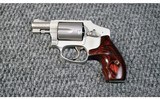 Smith & Wesson ~ 642-2 ~ .38 S&W Special - 2 of 9