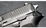 Sig Sauer ~ SP2022 ~ 9mm Luger - 9 of 14