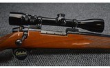 Weatherby ~ Mark V ~ .300 Weatherby Magnum - 3 of 11