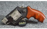 Smith & Wesson ~ 327 ~ .357 Magnum